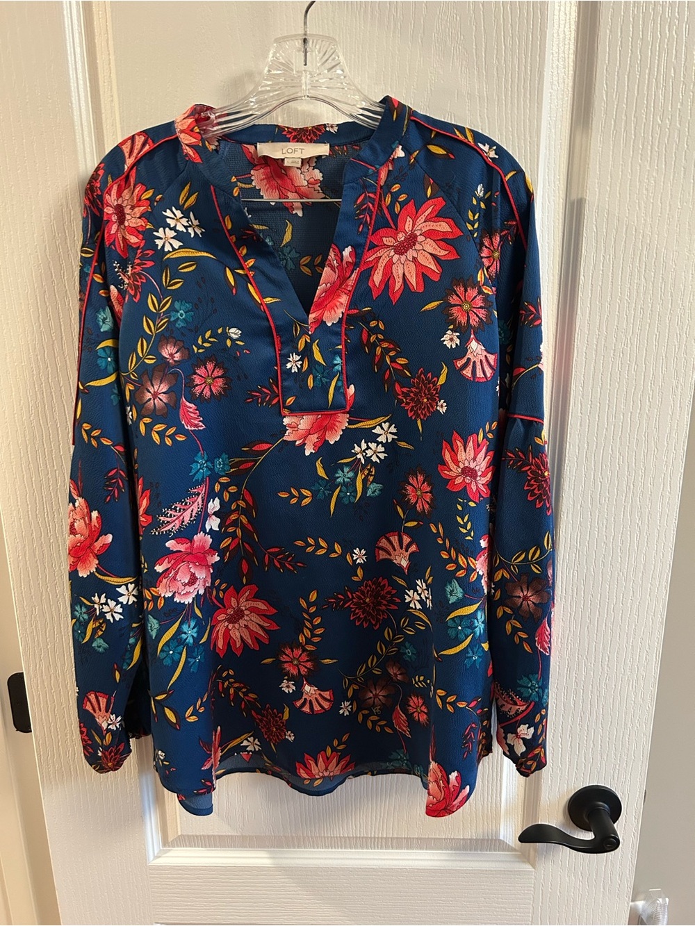 LOFT Navy Floral V-Neck Tunic Blouse